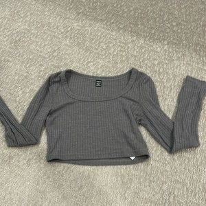long sleeve crop top